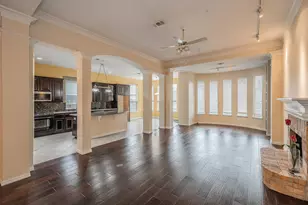 2306 Bear Run Rd, Arlington, TX 76001 - Photo 30