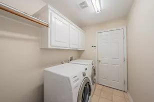 2306 Bear Run Rd, Arlington, TX 76001 - Photo 6