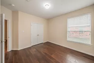 2306 Bear Run Rd, Arlington, TX 76001 - Photo 12