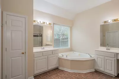 2306 Bear Run Road, Arlington, TX 76001 - Photo 24