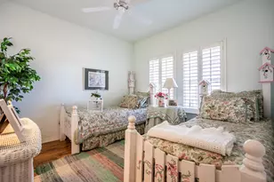 300 E Redbud Ln, Lancaster, TX 75146 - Photo 26