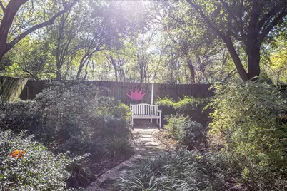 300 E Redbud Lane, Lancaster, TX 75146 - Photo 28