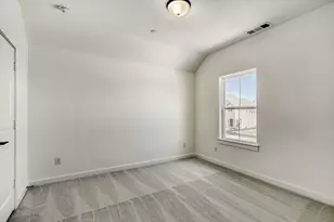 624 Damsel June St, Lewisville, TX 75056 - Photo 20