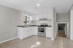 395 Hazelwood Ave, Waco, TX 76705 - Photo 4