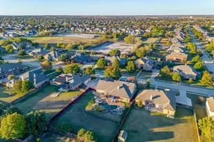 1249 Handkerchief Way, Fort Worth, TX 76052 - Photo 40