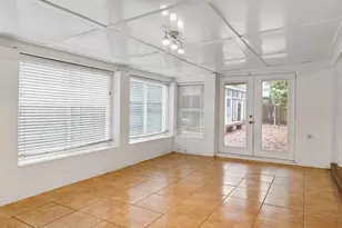 407 Twin Oaks Ct, Euless, TX 76039 - Photo 4