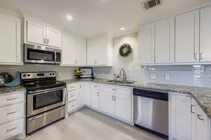 2801 Fairbrook St, Irving, TX 75062 - Photo 10