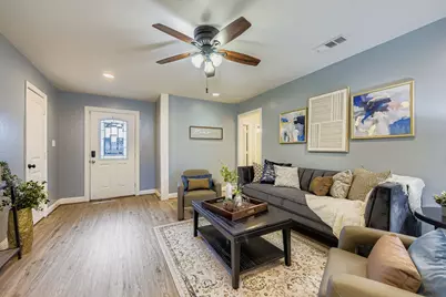 2801 Fairbrook Street, Irving, TX 75062 - Photo 2