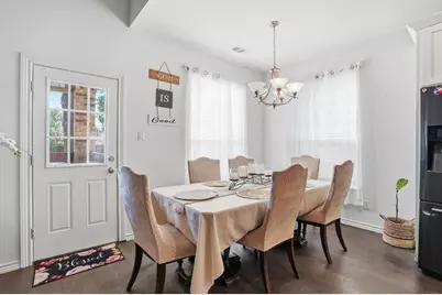 832 N Atkerson Lane, Euless, TX 76040 - Photo 10