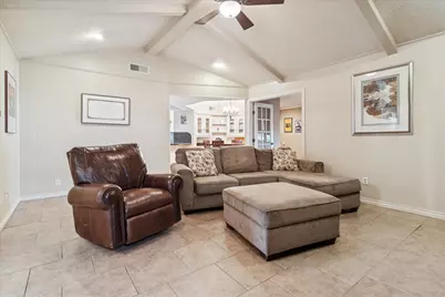 4005 Kerr Circle, Farmers Branch, TX 75244 - Photo 4