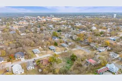 1908 Gibbons Street, Greenville, TX 75401 - Photo 4