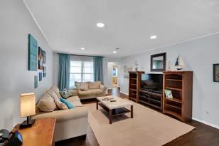 1008 Louise St, Irving, TX 75060 - Photo 4