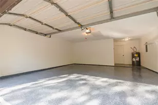 47 Bounty Rd W, Benbrook, TX 76132 - Photo 32