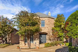 4134 Crossing Ln, Dallas, TX 75220 - Photo 1