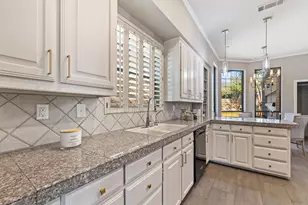 4134 Crossing Ln, Dallas, TX 75220 - Photo 8