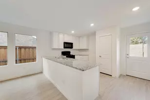 244 Backcountry Dr, Little Elm, TX 75068 - Photo 4