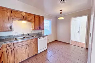 110 Campbell St, DeSoto, TX 75115 - Photo 6