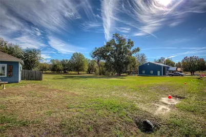 423 Oak Leaf Trail, East Tawakoni, TX 75472 - Photo 6