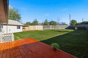 102 Gray Oak Ct, Euless, TX 76039 - Photo 24