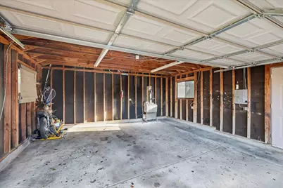 102 Gray Oak Court, Euless, TX 76039 - Photo 28