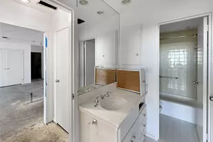 6335 W Northwest Hwy, Dallas, TX 75225 - Photo 16