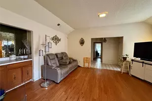 7217 Fuller Cir, Fort Worth, TX 76133 - Photo 10