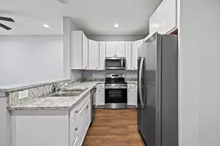 724 W Gandy St, Denison, TX 75020 - Photo 10