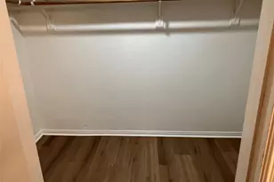 1014 Holly St, Irving, TX 75061 - Photo 8