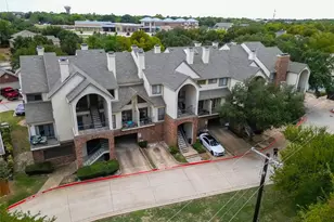 501 Arbor Creek Dr, Euless, TX 76039 - Photo 6