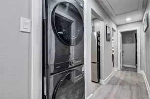 410 Highfall Dr, Dallas, TX 75232 - Photo 10