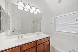 2804 Barco, Grand Prairie, TX 75054 - Photo 16