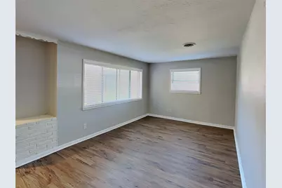 7224 Jewell Avenue, Fort Worth, TX 76112 - Photo 4