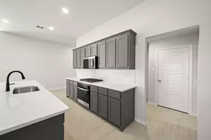 500 Pebble Cir, Azle, TX 76020 - Photo 6