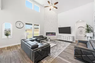 609 Dusty Glen Trl, Midlothian, TX 76065 - Photo 2