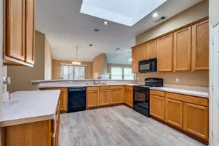 8520 Rock Creek Dr, Fort Worth, TX 76123 - Photo 10