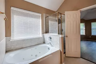 8520 Rock Creek Dr, Fort Worth, TX 76123 - Photo 18