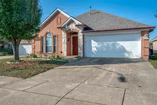 8520 Rock Creek Dr, Fort Worth, TX 76123 - Photo 2