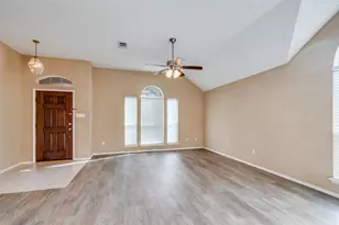 8520 Rock Creek Dr, Fort Worth, TX 76123 - Photo 4