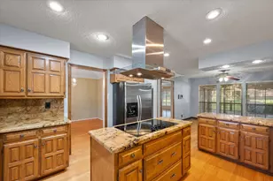 820 Newport Rd, Fort Worth, TX 76120 - Photo 10