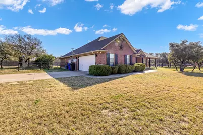 116 Miramar Circle, Weatherford, TX 76085 - Photo 2