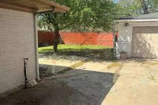 1915 N O'Connor Rd, Irving, TX 75061 - Photo 4