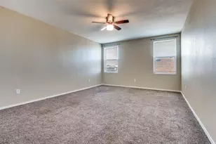 1046 Graystone Dr, Lancaster, TX 75134 - Photo 10