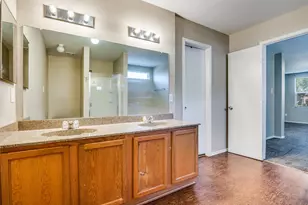 1046 Graystone Dr, Lancaster, TX 75134 - Photo 8