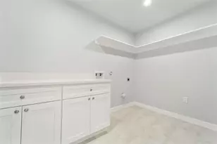 11915 Carson, Balch Springs, TX 75180 - Photo 20