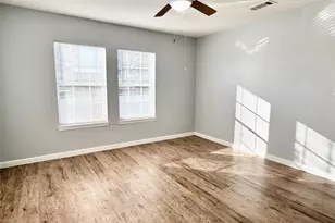 202 N Riverside Dr, Fort Worth, TX 76111 - Photo 18