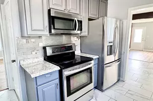 202 N Riverside Dr, Fort Worth, TX 76111 - Photo 8