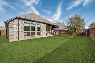 317 Foxthorne Way, Little Elm, TX 75068 - Photo 24