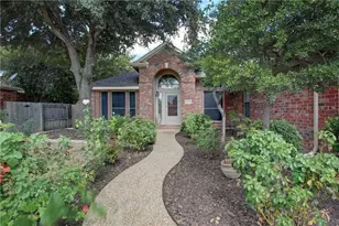 5313 Hibbs Dr, Fort Worth, TX 76137 - Photo 2