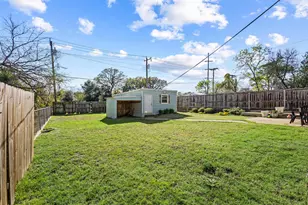 422 W Acheson, Denison, TX 75020 - Photo 30