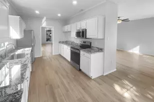 5420 Blue Water Lk Dr, Fort Worth, TX 76137 - Photo 4